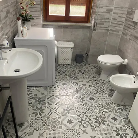 Casa 2-6 Posti, Vicino Treno Per Roma E Mare *